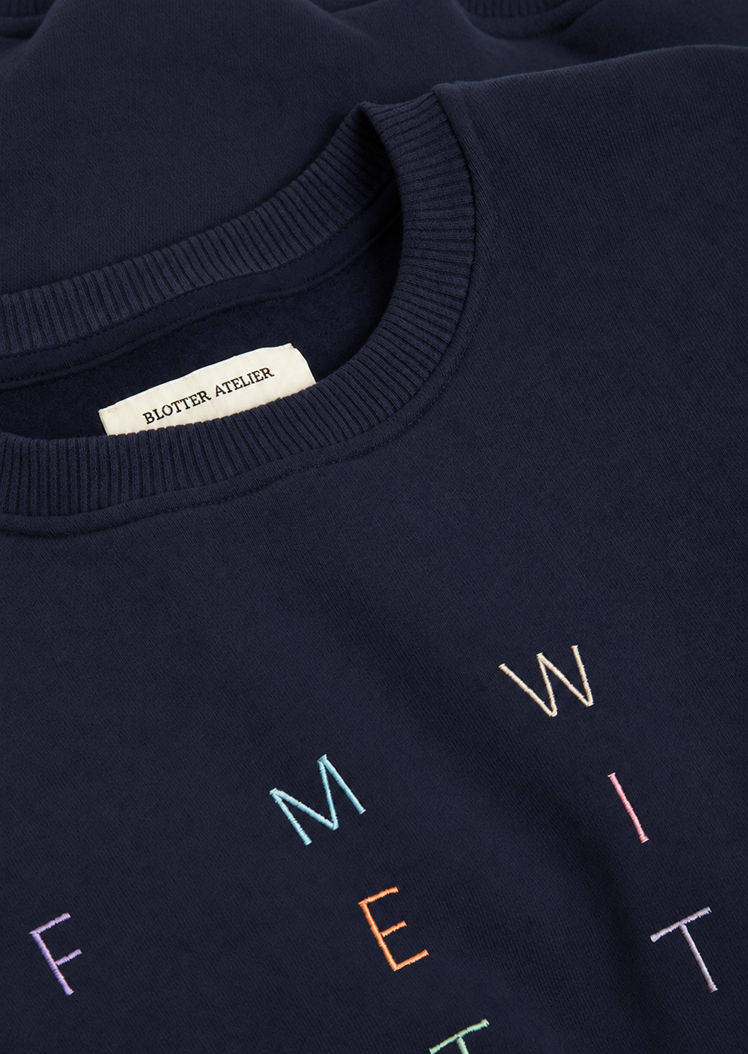 LOVE SWEAT – Image 2