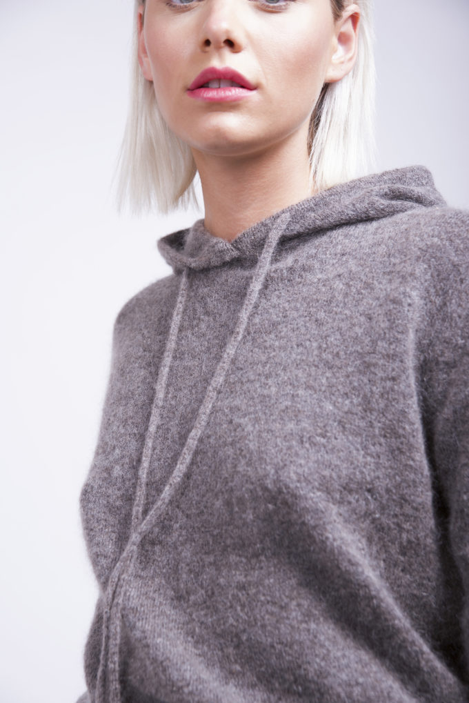 MOHAIR HOOD – Image 5